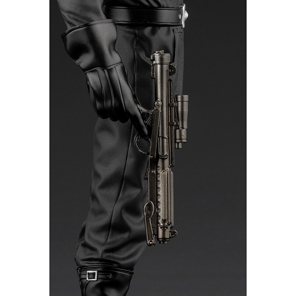 �����������������������ʤ��˾ ARTFX+ �������ե����������ѥ����å�