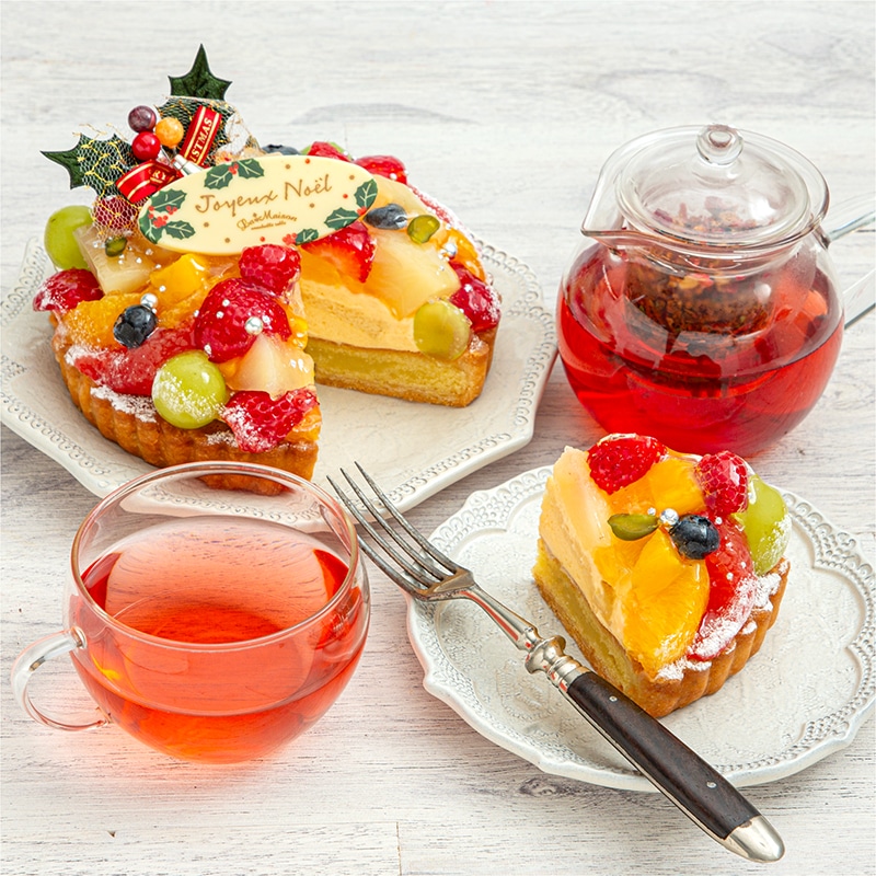 プレミアムフルーツタルト・ノエル【クリスマス限定】【12/19~26のお届け】【11/末まで送料500円OFF】