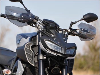 �����饬��ȥ�åȡ�MT-09 ('17-'20)��