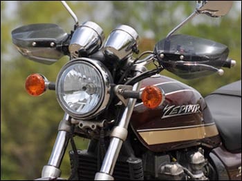 �����饬��ȥ�åȡ�ZEPHYR750/RS��