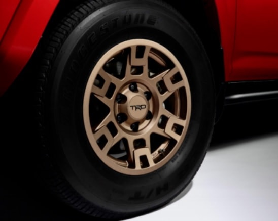 取り寄せ対応！）USトヨタ純正 TRD シリーズ 17インチ 純正