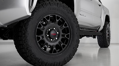 トヨタ プラド 純正18インチブラックホイール 23年製 冬用タイヤ 4本セット 2022年製 新車外し】トヨタ 150 プラド マットブラック