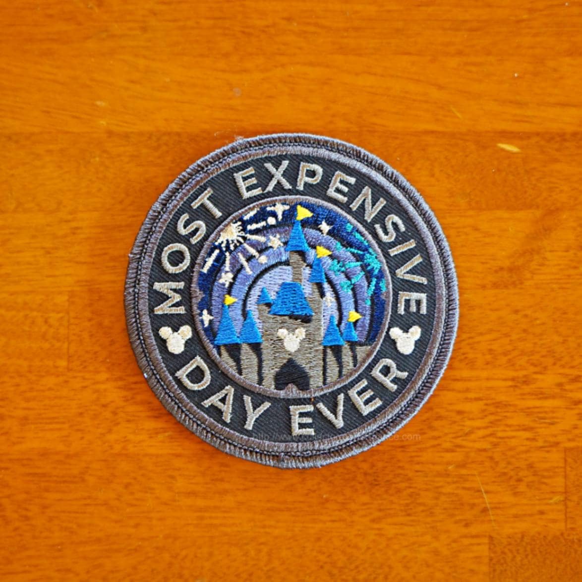 MOST EXPENSIVE DAY EVER グレー サークルパッチ | US & Hawaii GOODS,Patches/パッチ ...