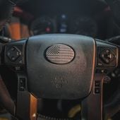 トヨタ 4ランナー プレランナー(MADPEWS)　ウィズ　ドッグ&アクセサリー MX-01 トヨタ 4ランナー (ハイラックスサーフ) アクセサリー