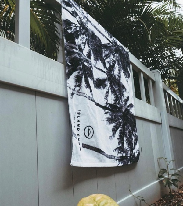 �ϥ磻 Slowtide X IslandSnow Hawaii Limited Edition Towel��������������x�������ɥ��Ρ����ӡ��������� �����ʡ�����