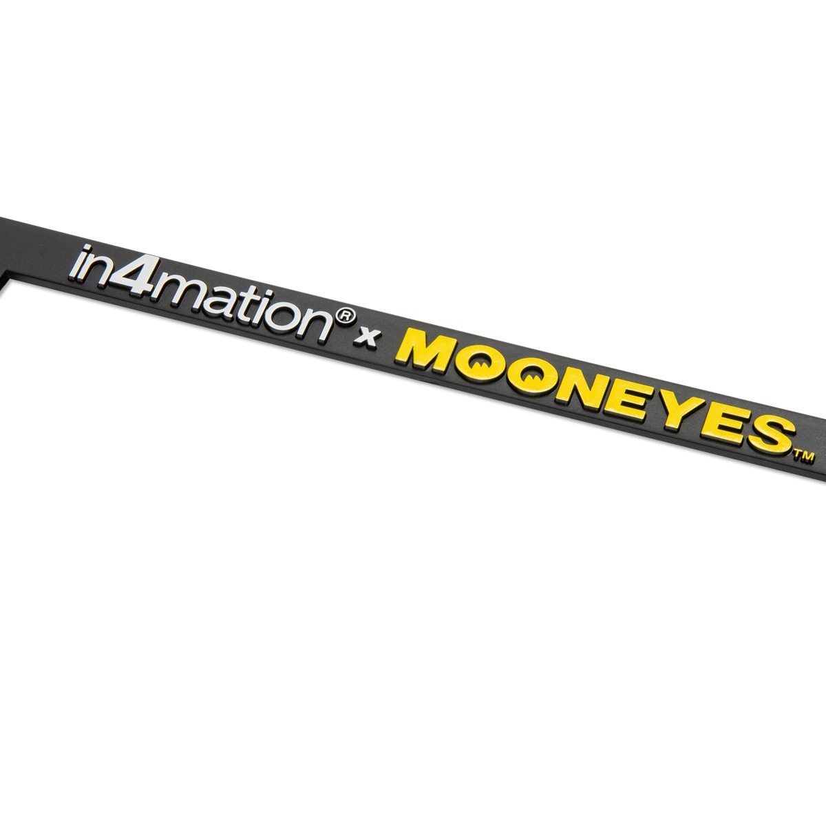 �ʼָ��б��ʡ���Raised in4mation x MOONEYES Logo 3D �ࡼ�󥢥��� �饤���󥹥ץ졼�ȥե졼�� / �ʥ�С��ե졼��