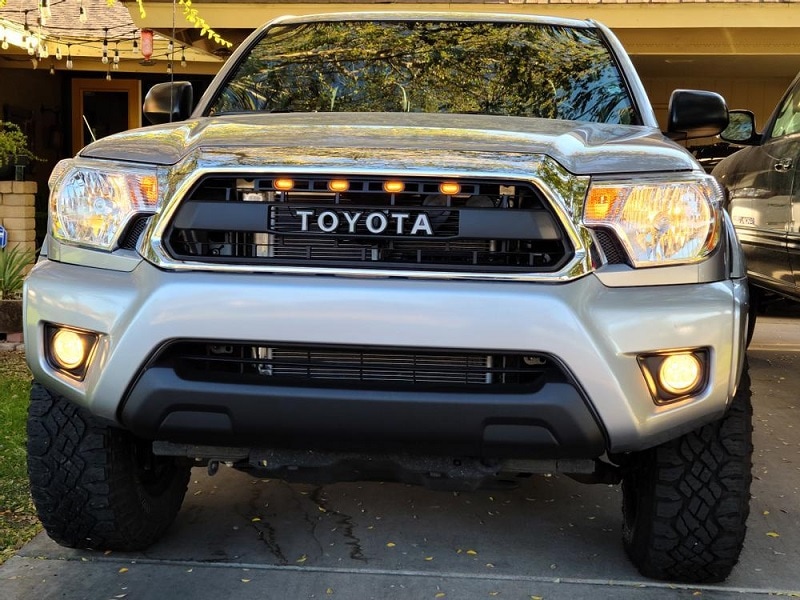 取り寄せ対応！） 2012-2015 タコマ TRD PRO スタイル グリル タイプ1
