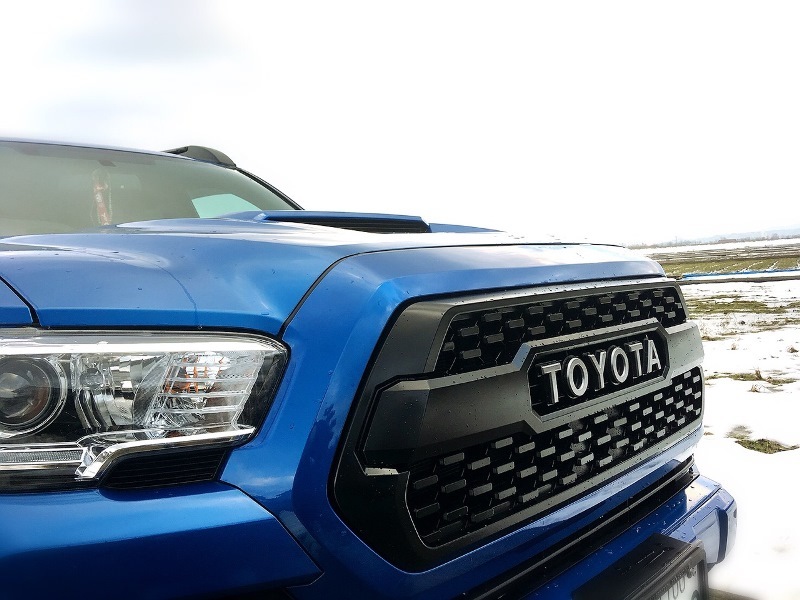 取り寄せ対応！）16-17 タコマ USトヨタ純正 TRD PRO グリル