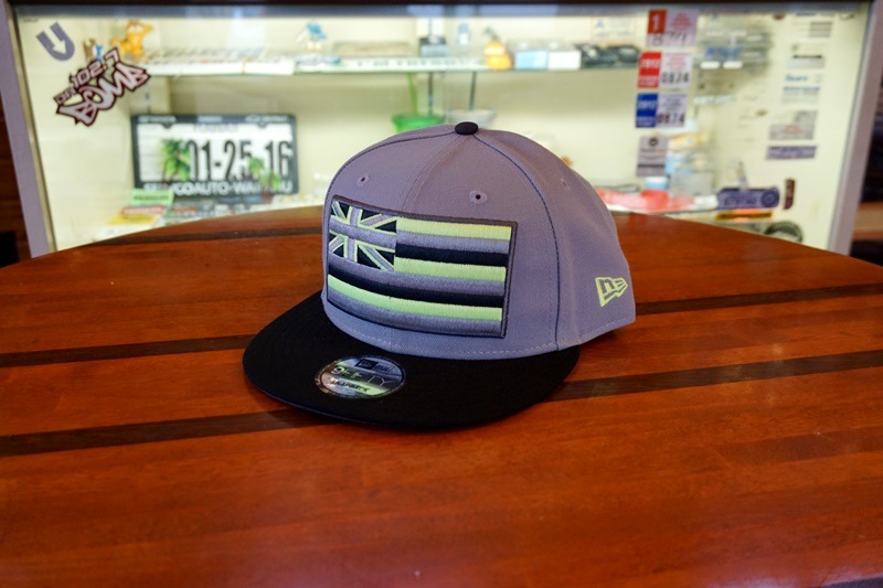 �ϥ磻 �ޥ��� Maui Exclusive Fitted Hawaii x NEW ERA Slapswind �˥塼���� ����� ���ʥåץХå� ����å�