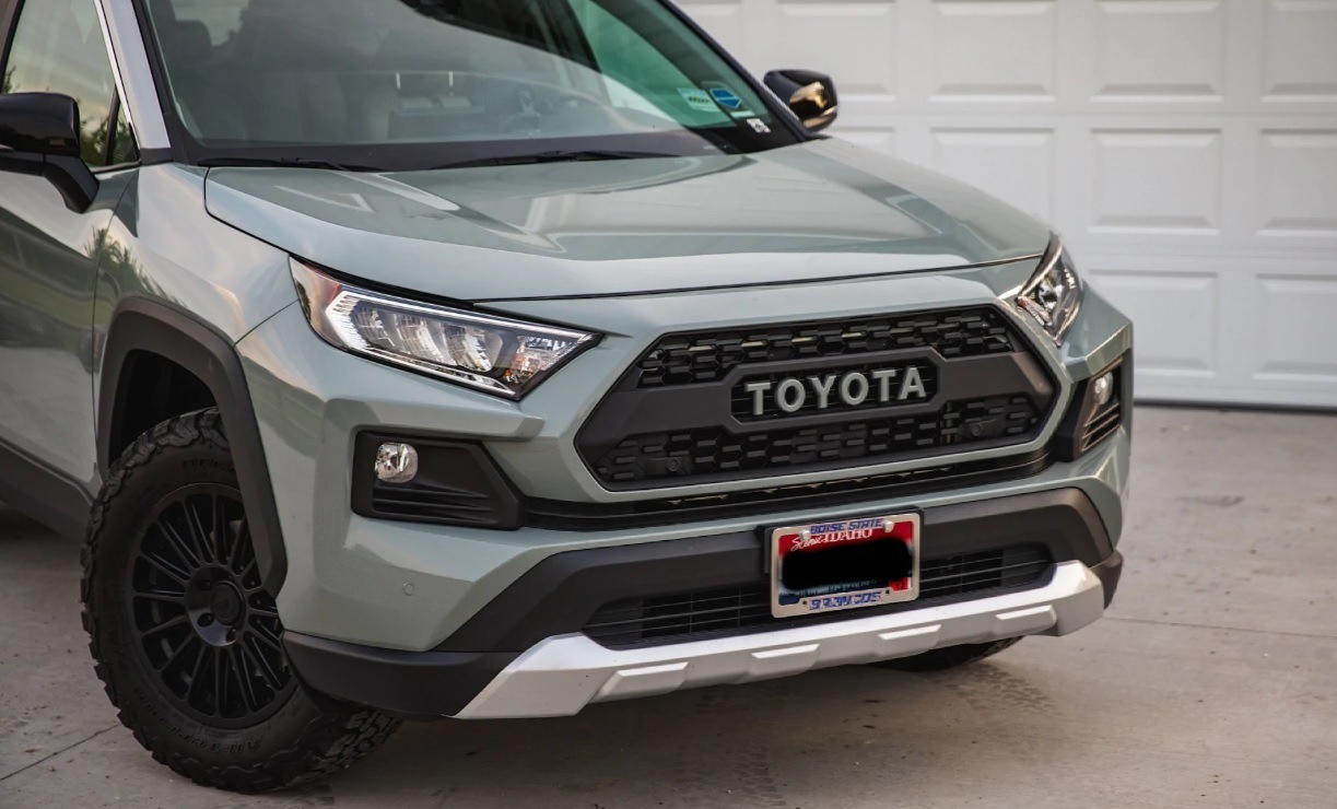 取り寄せ対応）19-RAV4 ラブ4 TRD PRO スタイル グリル （LED ライト