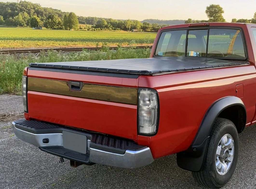�ʼ����б�����1998-2004 Nissan Frontier D22 �ե���ƥ��� �����륯�ꥢ���ơ������ ���å�