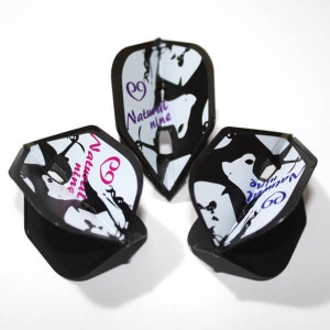 【ナチュラルナイン】サマーヌード ブラック シェイプ ダーツ フライト|フライト