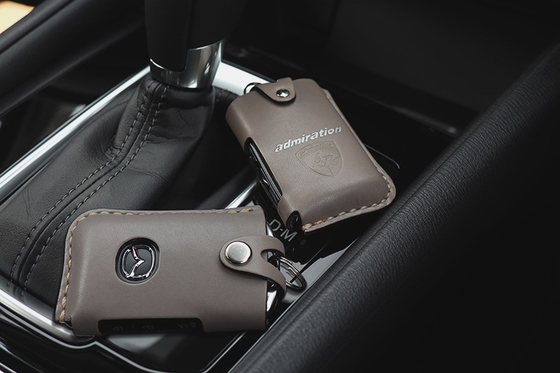 ���쥶��������������MAZDA B ������