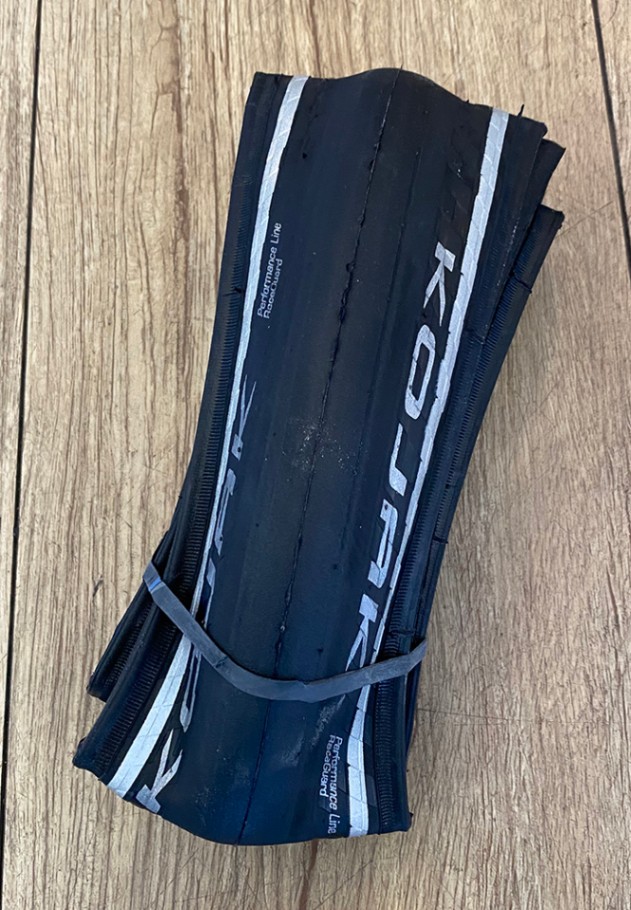廃盤品 brompton極太タイヤScorcher 16 x 1 1/2（NITTO* HiHi