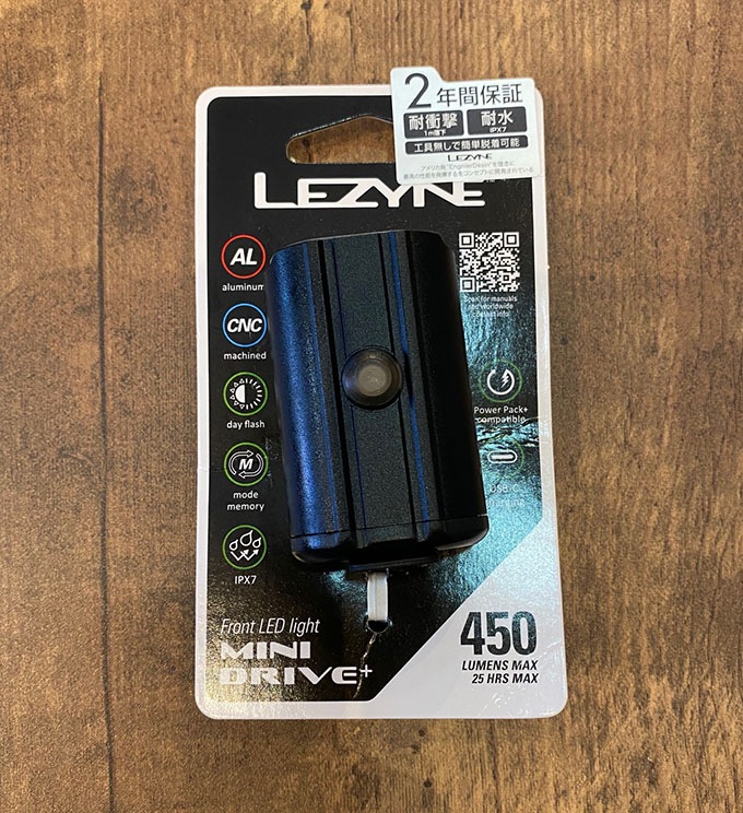 LEZYNE(�쥶����)��MINI DRIVE 450+ ��LED�ե���ȥ饤�ȡ�