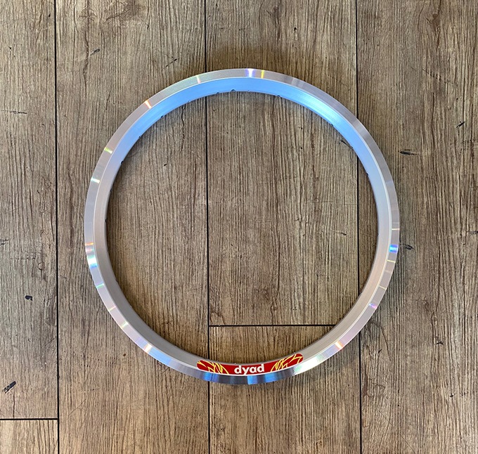 Velocity�ʥ��������ƥ��ˡ�Dyad 16�������349�� ��ࡡ����С�