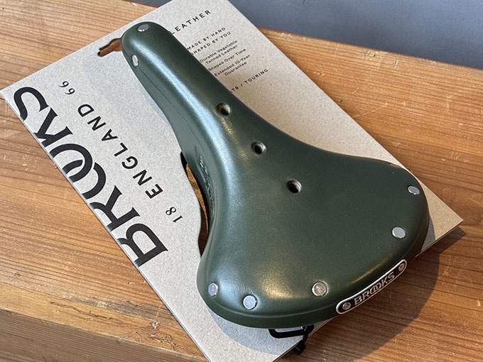 BROOKS�ʥ֥�å�����B17 STANDARD CLASSIC�ڸ��ꥫ�顼��RACING GREEN�ʥ졼���󥰥��꡼��ˡ�