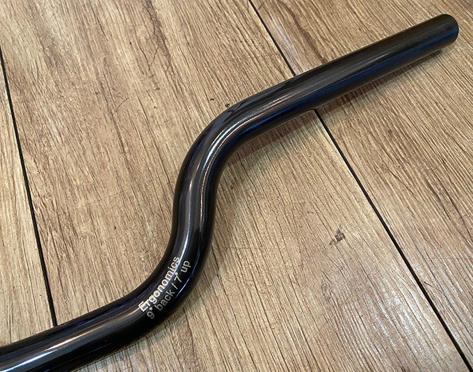 H��H(����������ɥ�����)��Titanium Handlebar Rise M�ڥ��顼��Glossy Black�ۡ�HH inovation��
