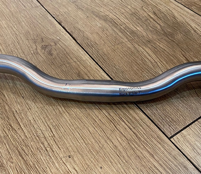 H��H(����������ɥ�����)��Titanium Handlebar Ride Low�ڥ��顼��Silver�ۡ�HH inovation��