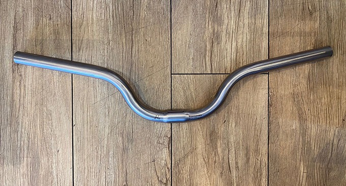 H��H(����������ɥ�����)��Titanium Handlebar Rise M�ڥ��顼��Silver�ۡ�HH inovation��