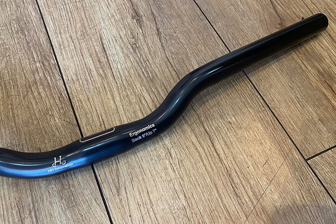 H��H(����������ɥ�����)��Titanium Handlebar Low rise bar �ڥ��顼��Matte Black�ۡ�HH inovation��