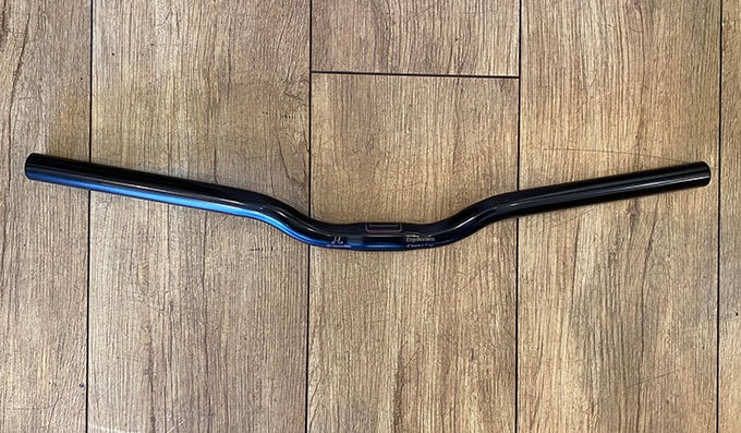 H��H(����������ɥ�����)��Titanium Handlebar Low rise bar �ڥ��顼��Glossy Black�ۡ�HH inovation��