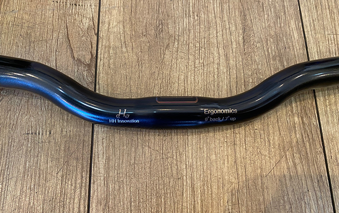 H��H(����������ɥ�����)��Titanium Handlebar Low rise bar �ڥ��顼��Glossy Black�ۡ�HH inovation��