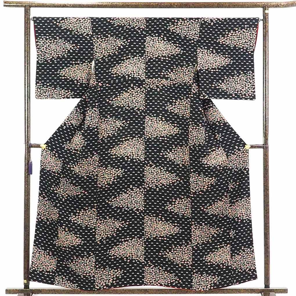 【在庫処分】リサイクル着物 小紋正絹黒地花柄袷小紋着物レディース【裄Mサイズ】【ランクA】