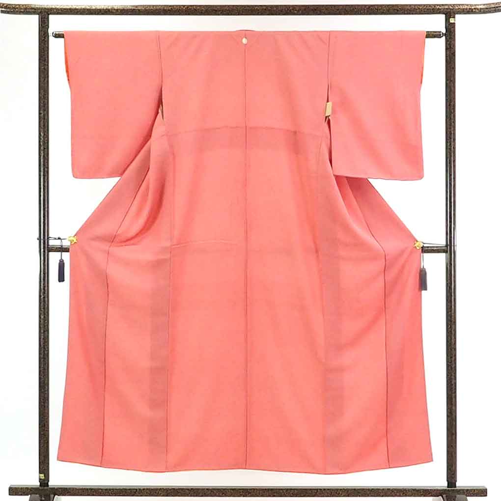 【在庫処分】リサイクル着物 小紋 ／ 正絹ピンク地剣片喰紋入袷江戸小紋着物 ／ レディース【裄Mサイズ】身丈154cm 裄63cm 前幅23cm 後幅28cm 袖丈52cm【ランクB】