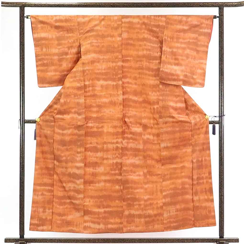【在庫処分】リサイクル着物 紬正絹茶オレンジ地先染袷紬着物レディース【裄Mサイズ】身丈158cm 裄64cm 前幅23cm 後幅28cm 袖丈53cm【ランクA】