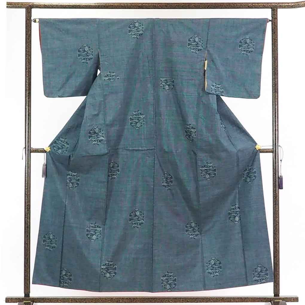 【在庫処分】リサイクル着物 紬正絹紺地袷紬着物レディース【裄Mサイズ】身丈158cm 裄64cm 前幅24cm 後幅30cm 袖丈47cm【ランクB】