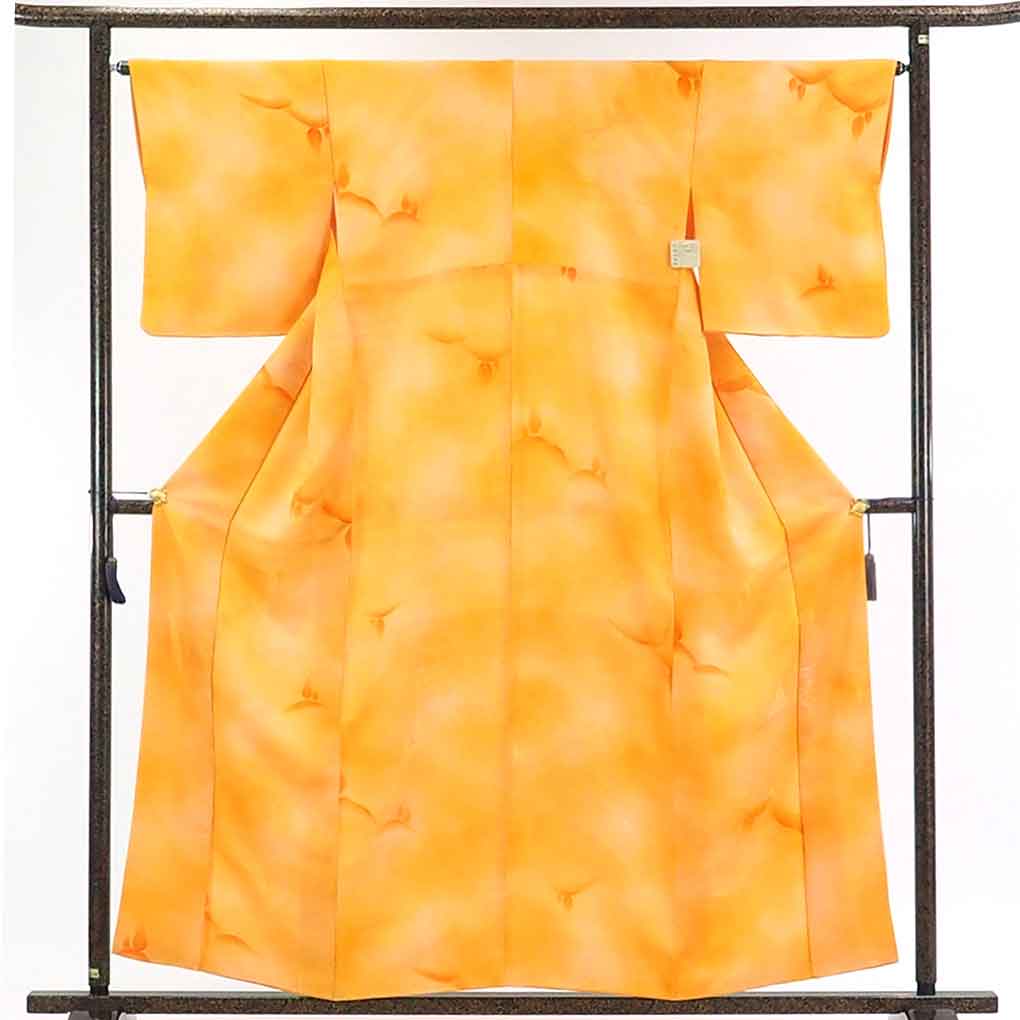 【在庫処分】リサイクル着物 小紋正絹山吹ぼかし袷小紋着物レディース【裄Mサイズ】身丈159cm 裄65cm 前幅23.5cm 後幅29.5cm 袖丈47cm【ランクA】