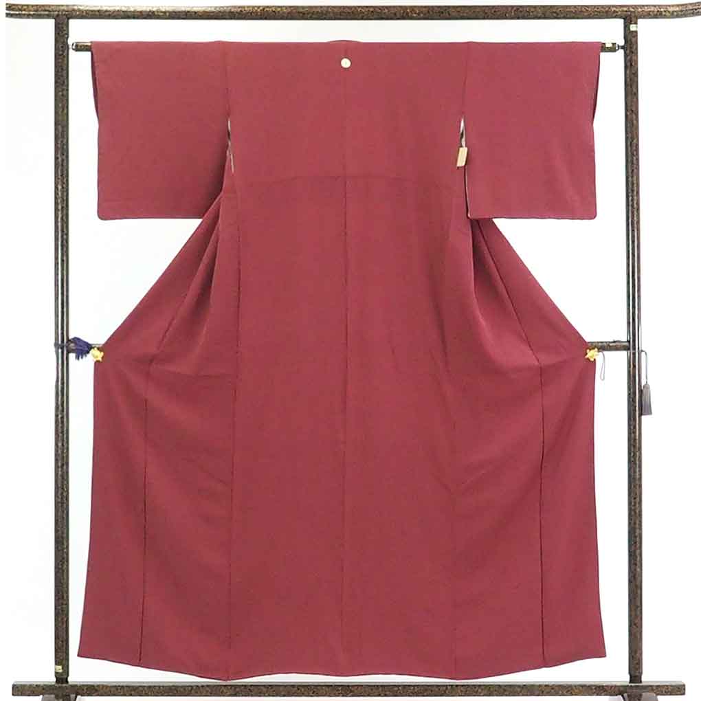 【在庫処分】リサイクル着物 色無地正絹赤地剣桜紋入袷色無地レディース【裄Sサイズ】身丈160cm 裄62cm 前幅23cm 後幅28cm 袖丈45cm【ランクA】