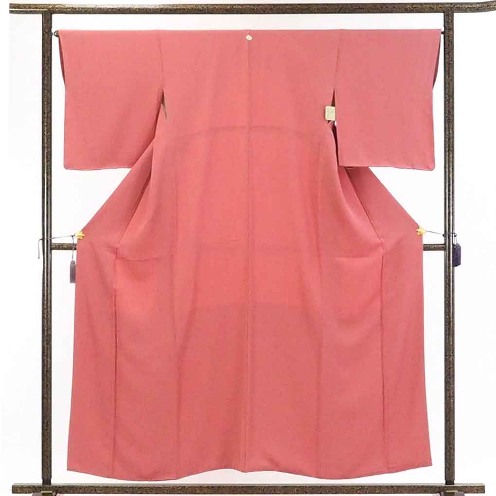 【在庫処分】リサイクル着物 色無地正絹ローズピンク地剣花菱袷色無地レディース【裄Mサイズ】身丈157cm 裄66cm 前幅24.5cm 後幅28cm 袖丈49cm【ランクA】