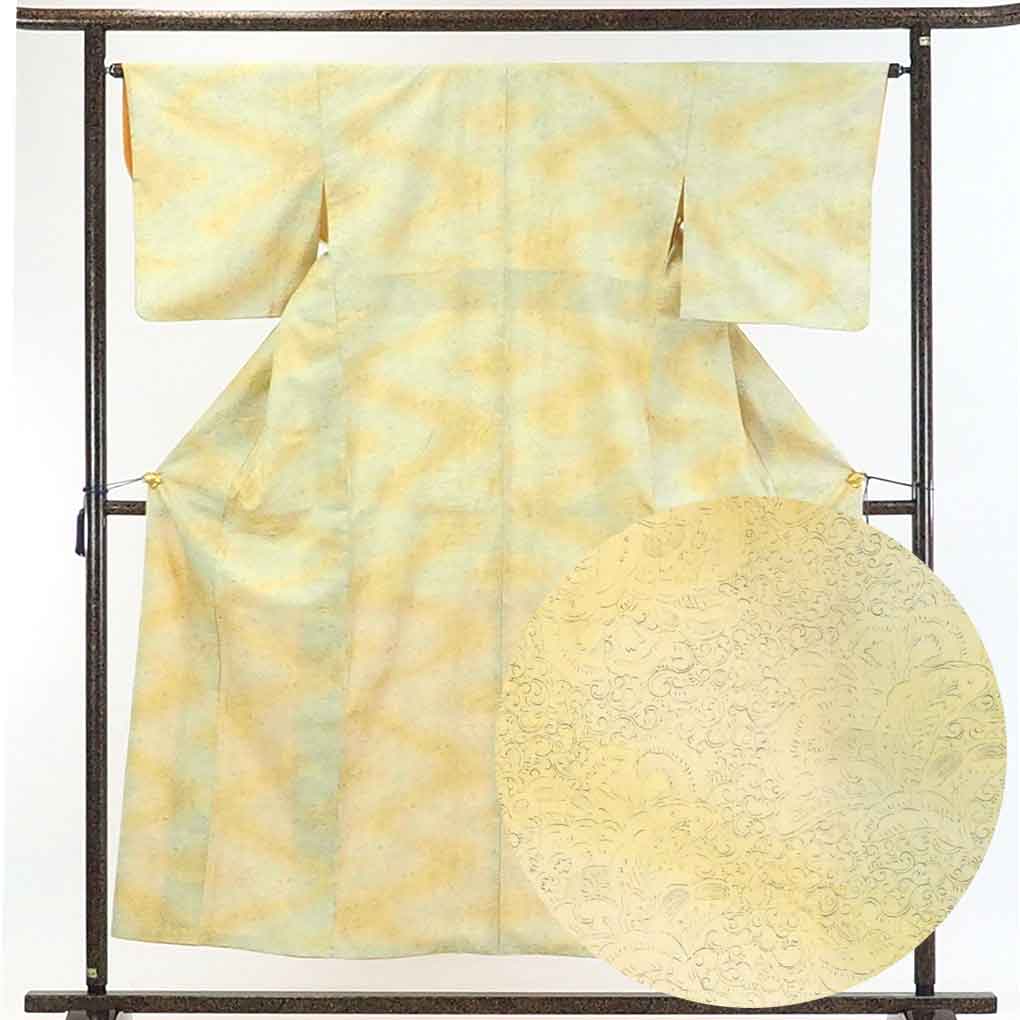 【在庫処分】リサイクル着物 紬正絹黄色ぼかし袷紬着物レディース【裄Mサイズ】身丈154cm 裄65cm 前幅22.5cm 後幅28.5cm 袖丈46.5cm【ランクB】