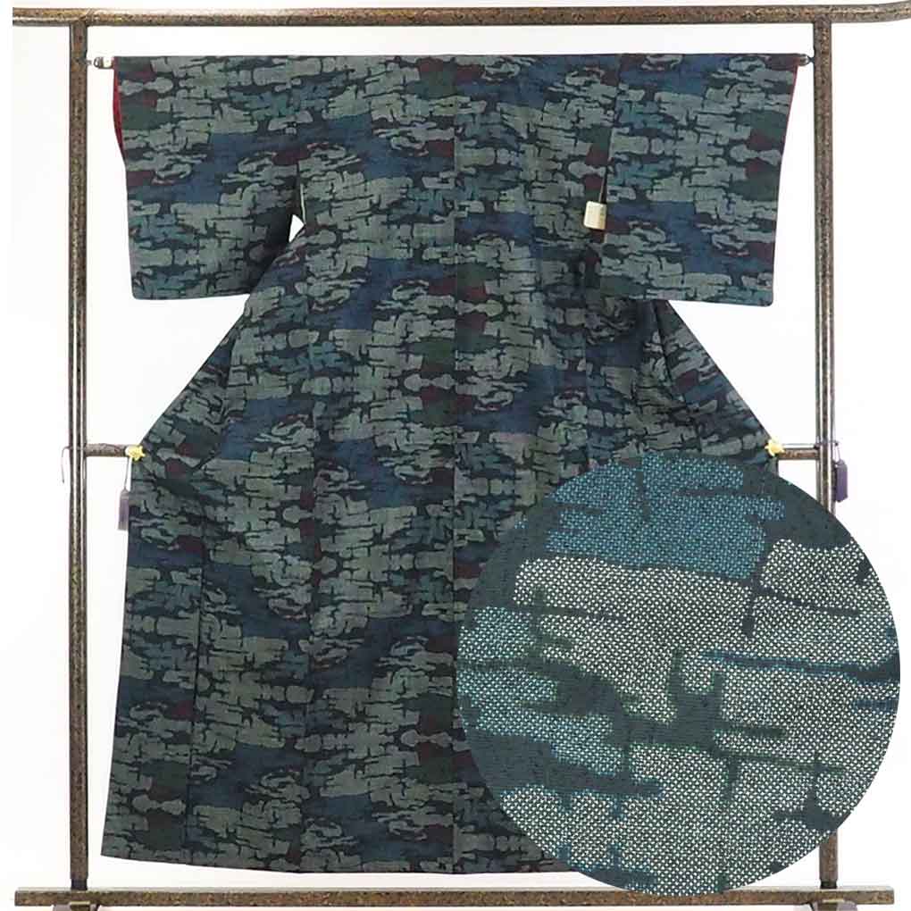 【在庫処分】リサイクル着物 紬正絹紺地雲取り柄袷先染紬着物レディース【裄Mサイズ】身丈159cm 裄64cm 前幅22.5cm 後幅29cm 袖丈49cm【ランクA】