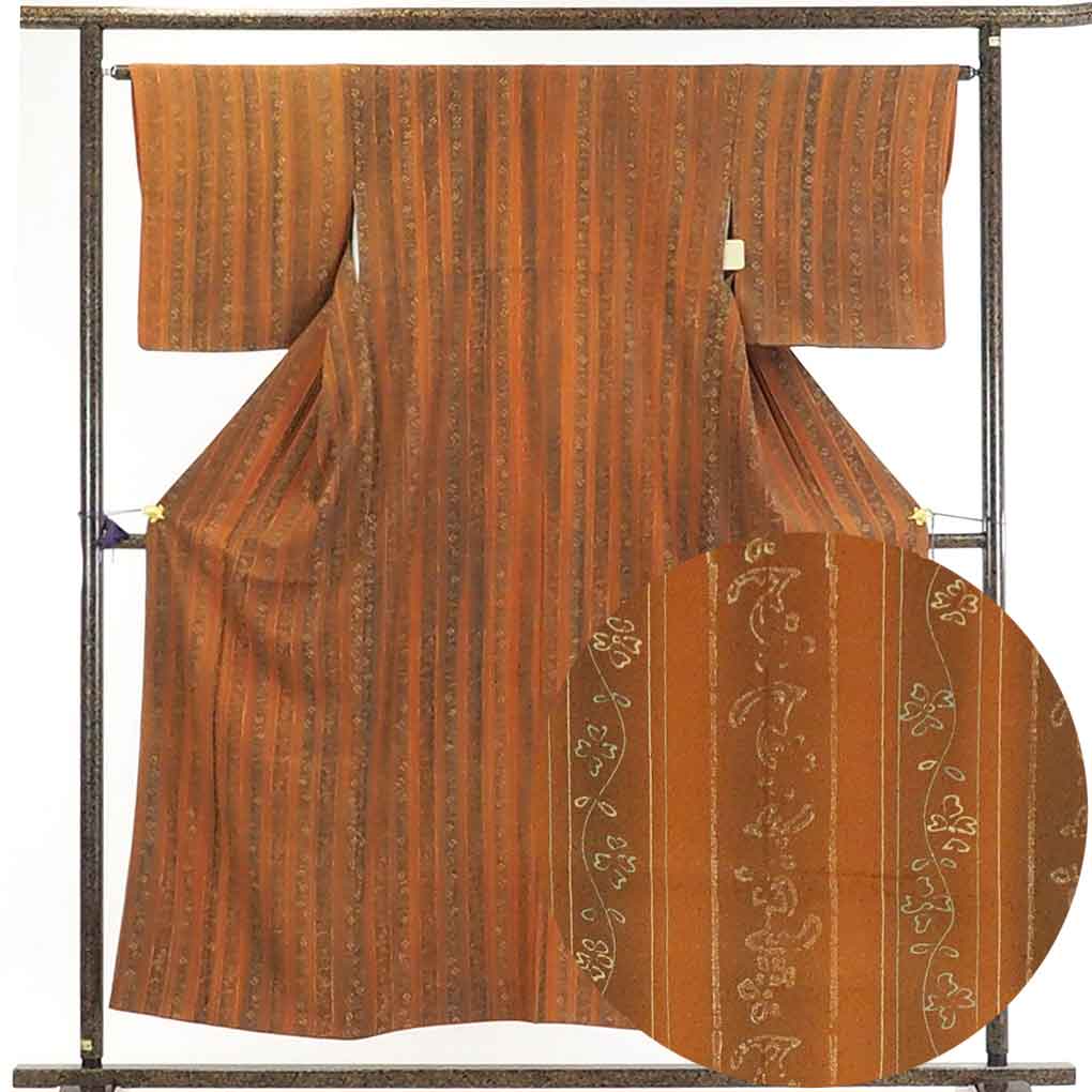 【在庫処分】リサイクル着物 小紋正絹茶色地縦縞袷小紋着物レディース【裄Mサイズ】身丈155cm 裄64cm 前幅24cm 後幅30cm 袖丈46cm【ランクA】