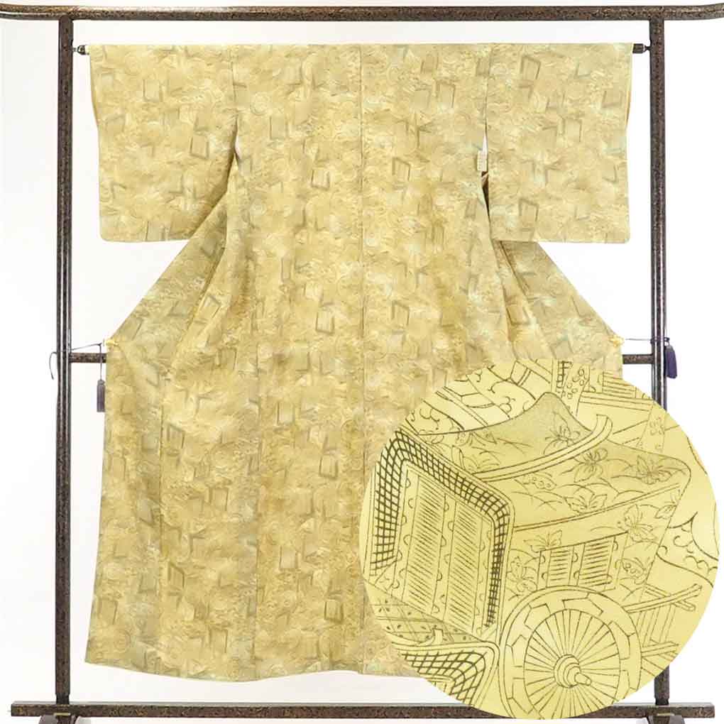 【在庫処分】リサイクル着物 小紋正絹黄色地御所車柄袷小紋着物レディース【裄Mサイズ】身丈154cm 裄64cm 前幅24cm 後幅30cm 袖丈48cm【ランクA】