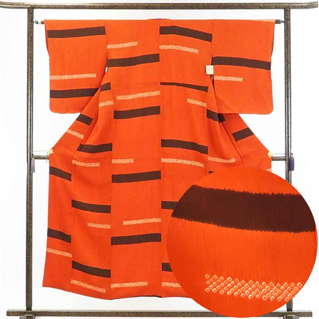 【在庫処分】リサイクル着物 小紋正絹オレンジ地横段柄袷小紋着物レディース【裄Sサイズ】身丈154cm 裄62cm 前幅23cm 後幅28cm 袖丈52cm【ランクA】