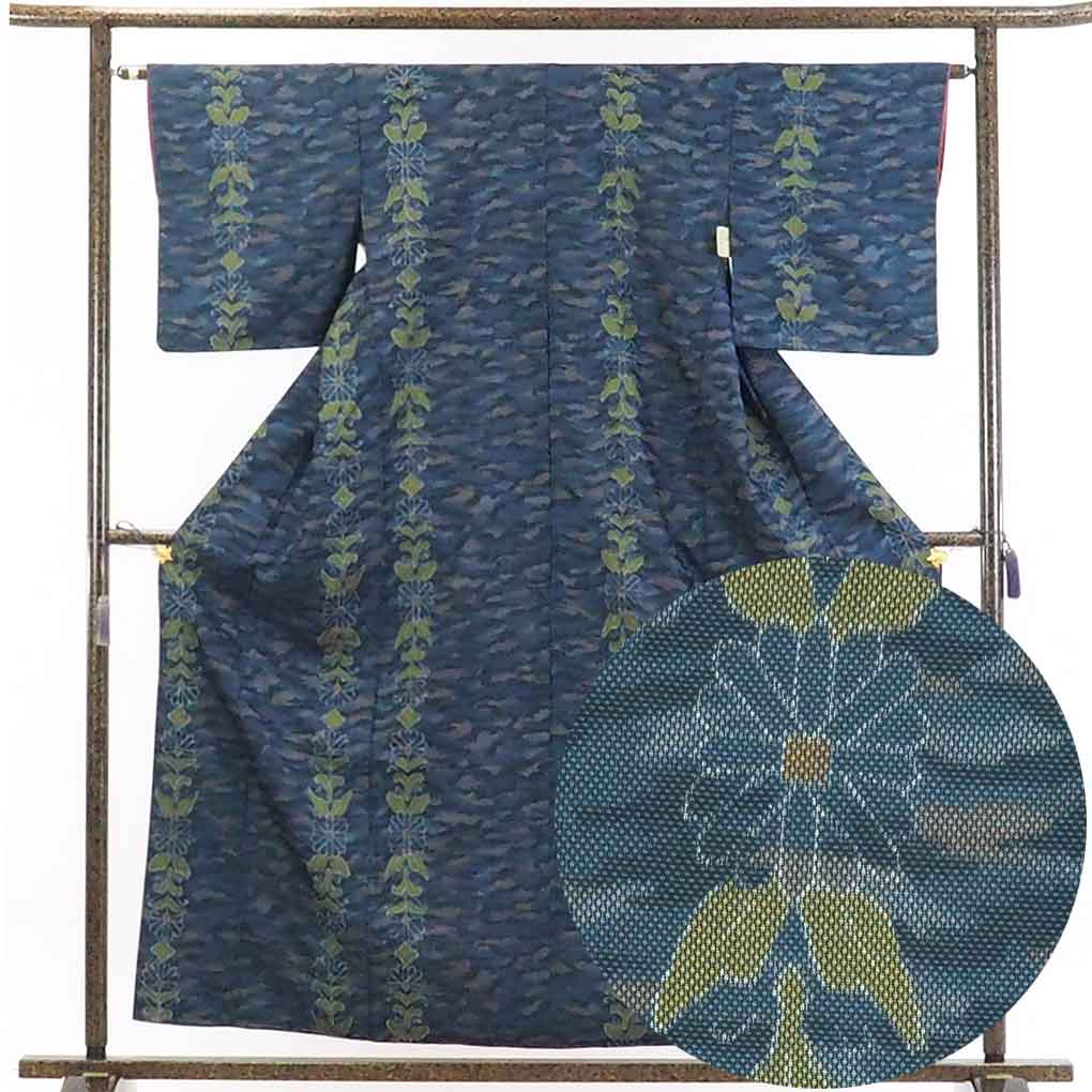 【在庫処分】リサイクル着物 紬正絹紺地袷紬着物未使用品レディース【裄Mサイズ】身丈159cm 裄63cm 前幅22.5cm 後幅28.5cm 袖丈47cm【ランクS】