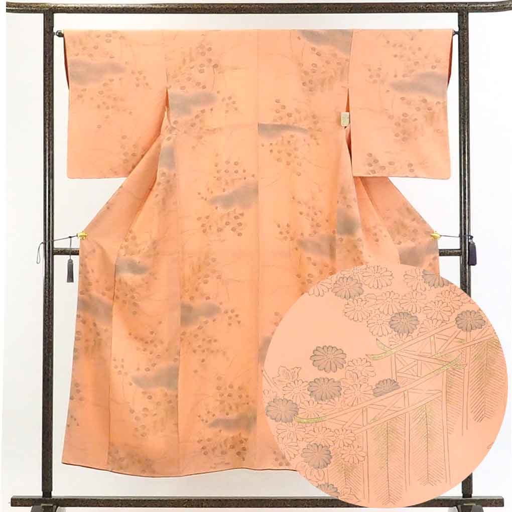 【在庫処分】リサイクル着物 小紋正絹薄オレンジ地袷小紋着物 レディース 秋冬春用 シルク100％ オレンジ 裄Mサイズ身丈153cm 裄65cm 前幅24cm 後幅30cm 袖丈52cm【ランクA】
