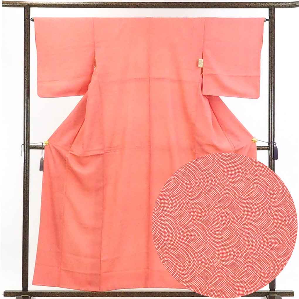 【在庫処分】リサイクル着物 小紋正絹ピンク地袷江戸小紋着物 レディース 秋冬春用 シルク100％ ピンク 裄Mサイズ身丈159cm 裄65cm 前幅24cm 後幅30cm 袖丈47cm【ランクB】