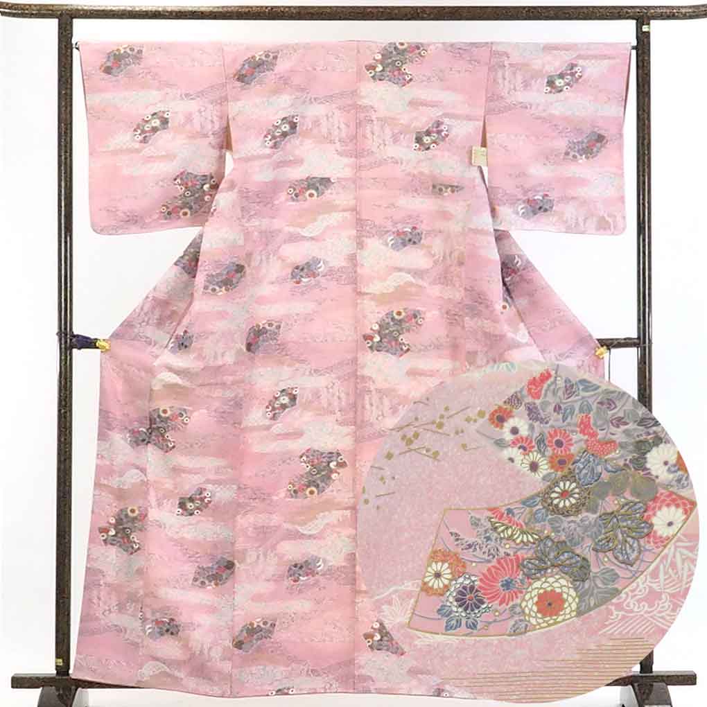 リサイクル着物 小紋正絹ピンク地観世水柄袷小紋着物 レディース 秋冬春用 シルク100％ ピンク 裄Mサイズ身丈165cm 裄66cm 前幅23cm 後幅30cm 袖丈49cm【ランクB】