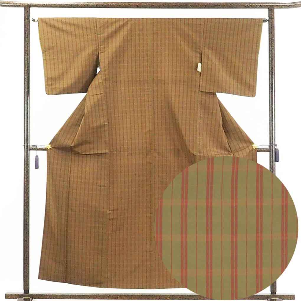 【在庫処分】リサイクル着物 紬正絹茶色地縦縞袷紬着物 レディース 秋冬春用 シルク ブラウン 裄Mサイズ身丈158cm 裄63cm 前幅24.5cm 後幅28cm 袖丈47cm【ランクA】