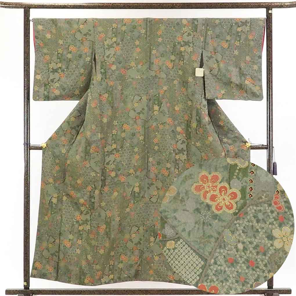 リサイクル着物 小紋正絹グリーン地梅柄袷小紋着物未使用品 レディース 秋冬春用 シルク グリーン 裄Lサイズ身丈156cm 裄67cm 前幅22cm 後幅30cm 袖丈49cm【ランクA】