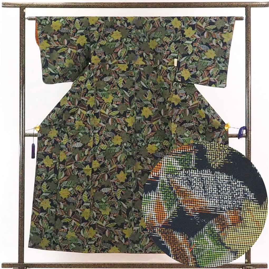 リサイクル着物 紬正絹黒地木の葉柄袷紬着物未使用品 レディース 秋冬春用 シルク ブラック 裄Sサイズ身丈155cm 裄62cm 前幅22.5cm 後幅28cm 袖丈47cm【ランクS】