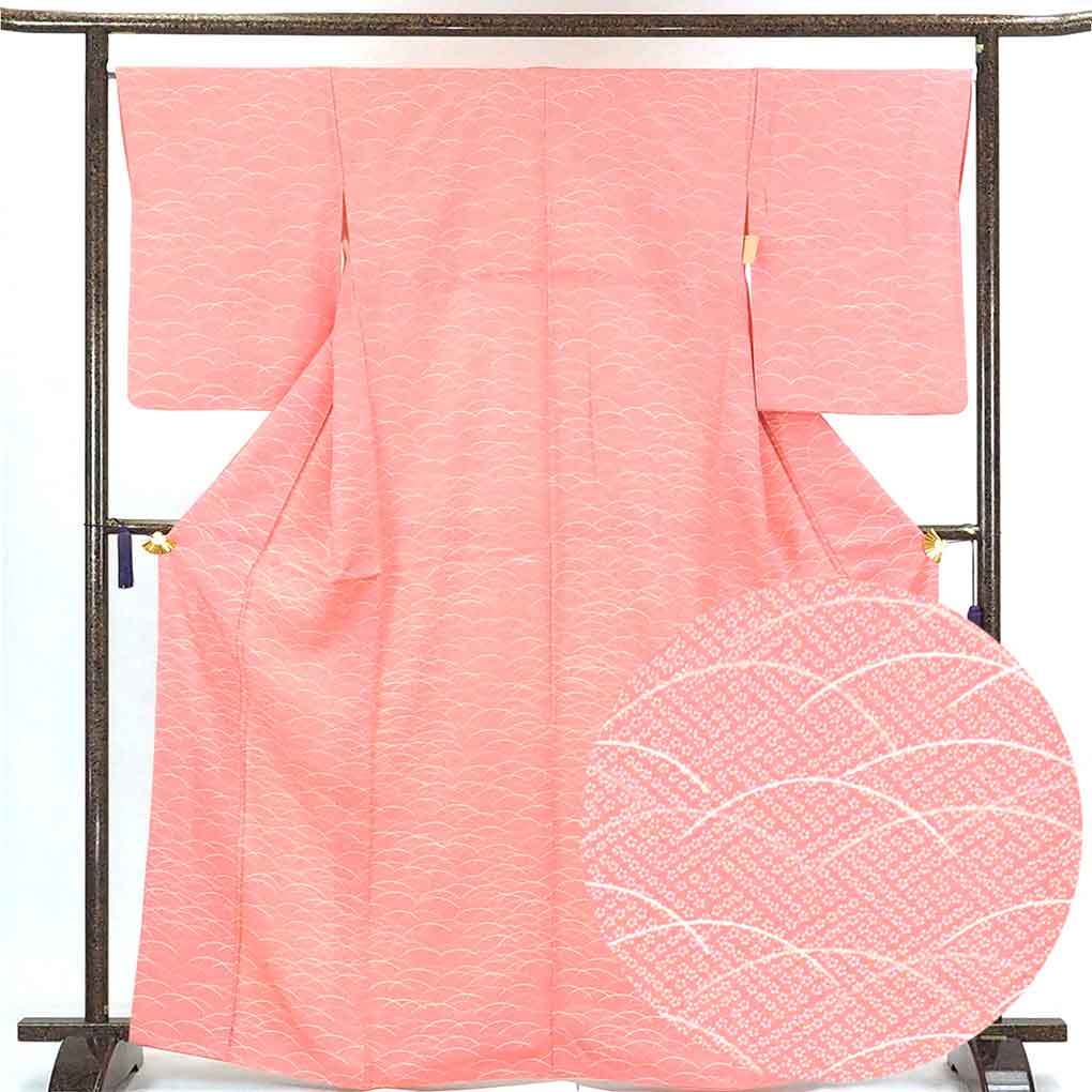 リサイクル 小紋 ピンク地 露芝柄 一方付 袷 正絹 着物 レディース 秋冬春用 シルク ピンク 裄Lサイズ身丈167cm 裄67cm 前幅22cm 後幅29cm 袖丈56cm【ランクA】