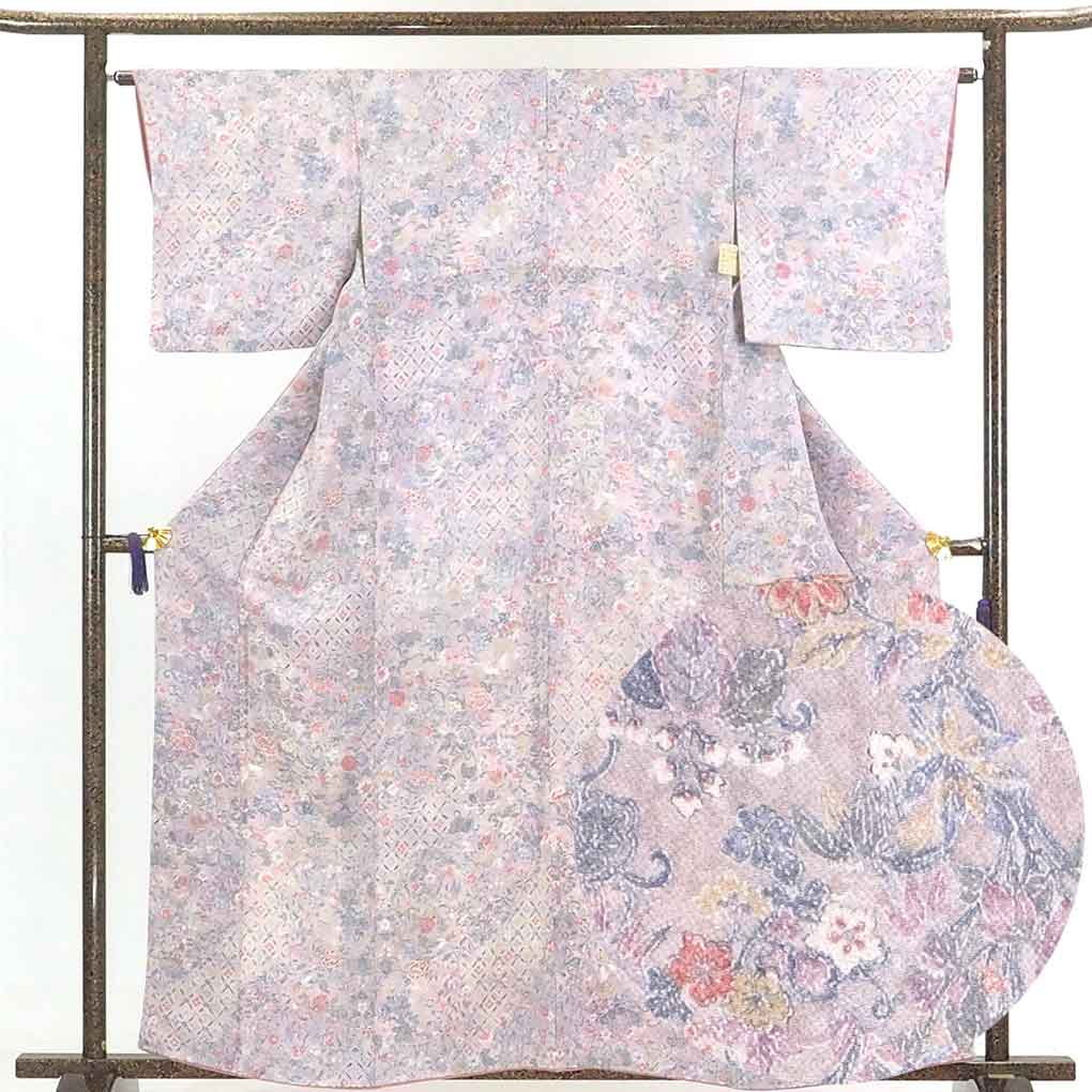 リサイクル 小紋 藤グレー地 花柄 袷 正絹 着物 レディース 秋冬春用 シルク グレー 裄Mサイズ身丈160cm 裄63cm 前幅22cm 後幅29cm 袖丈45cm【ランクA】