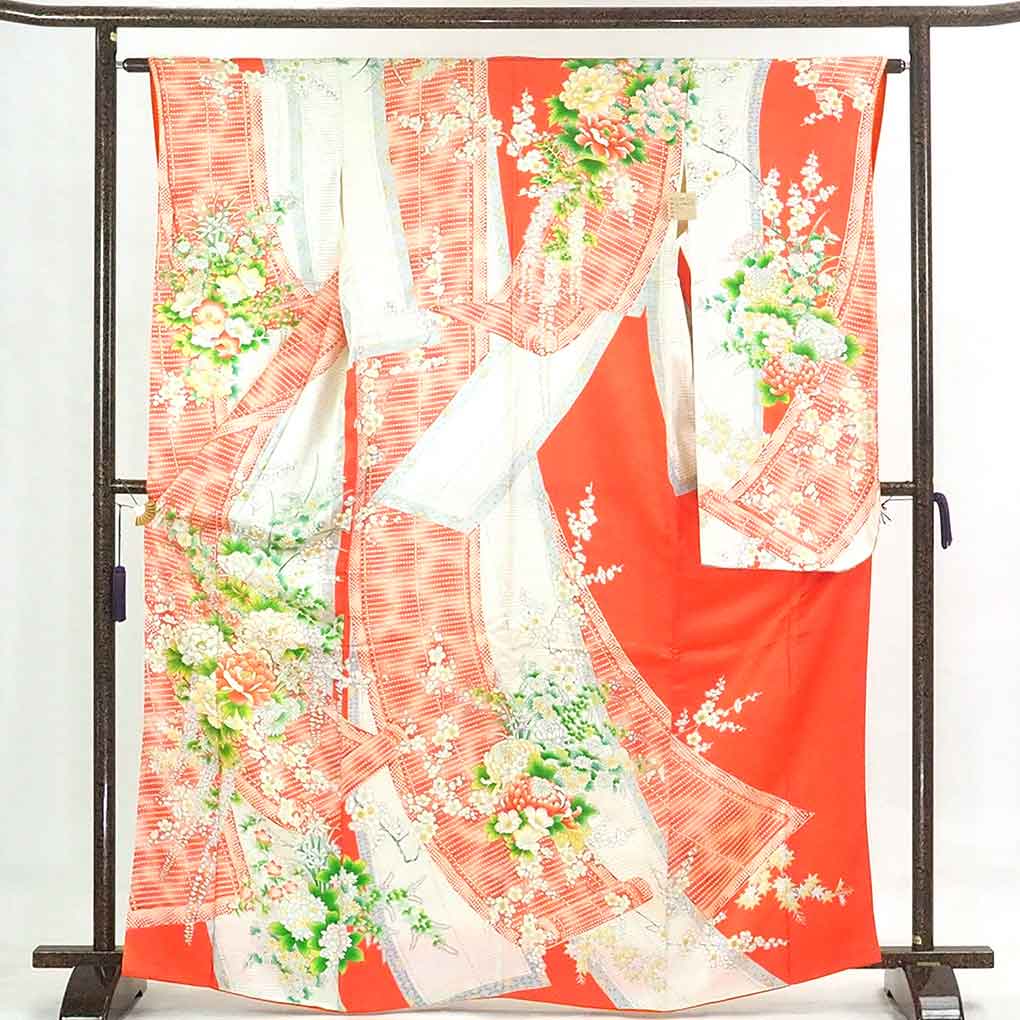 リサイクル着物 振袖 オレンジ地 花柄 袷 正絹 着物 レディース 秋冬春用 シルク オレンジ 裄Sサイズ トールサイズ リユース身丈167cm 裄62cm 前幅22cm 後幅28.5cm 袖丈90cm【ランクA】