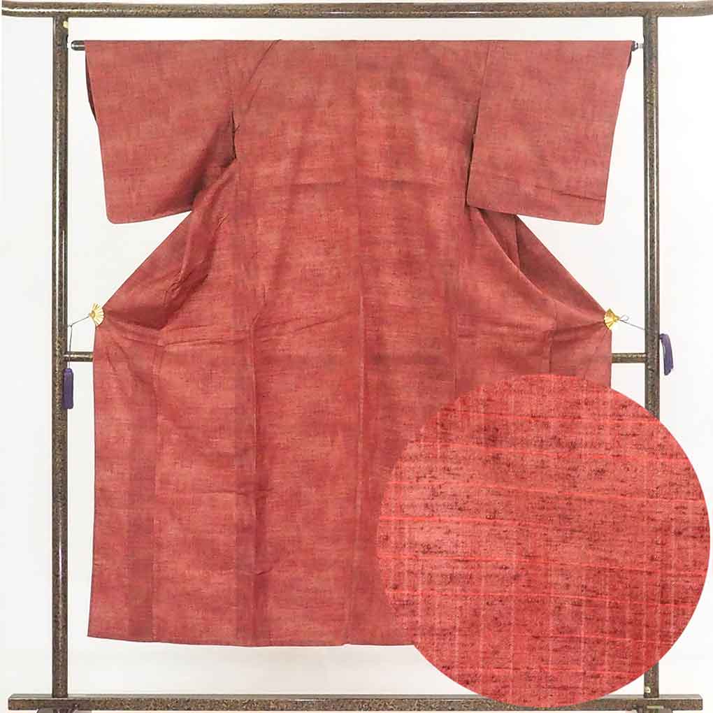 リサイクル着物 紬 赤地 無地ぼかし 単衣 正絹 着物 レディース 初夏・初秋用 シルク レッド 裄Mサイズ リユース身丈150cm 裄65cm 前幅24cm 後幅31cm 袖丈46cm【ランクA】